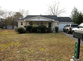 206 Summit St, Seneca, SC 29678