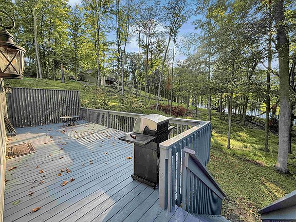 5th image of 2535 Carribean Rd