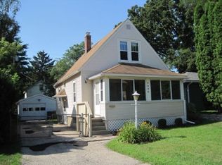 2853 Harvey St, Madison, WI 53705