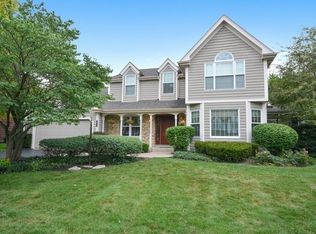 1953 Sherwood Pl, Wheaton, IL