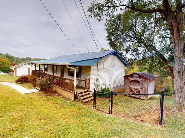 301 Hayter Dr, Morristown, TN 37813