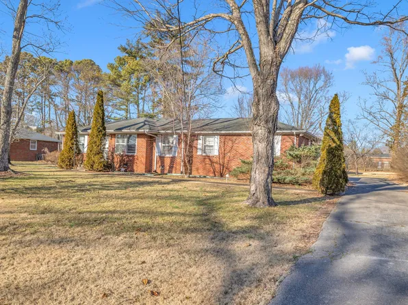2932 Fernbrook Ln, Nashville, TN 37214
