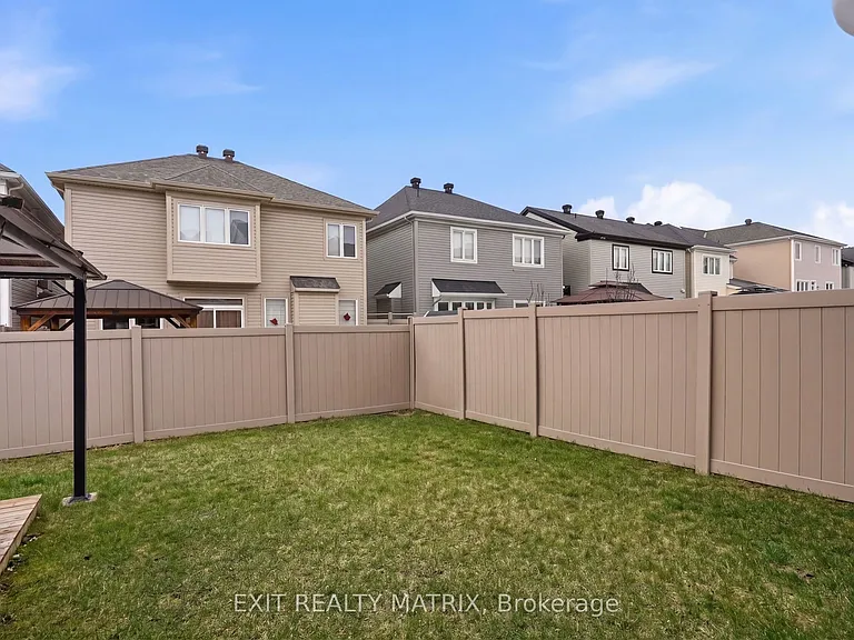 194 Flowing Creek Cir — Photo 27