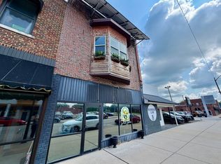 217 E Main St, Clinton, IL 61727