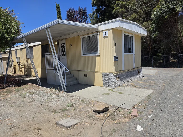 210 Newell St #5 — Photo 7