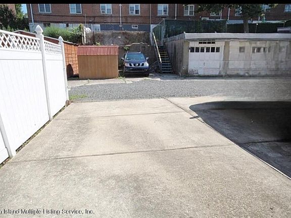 2nd image of 97 Beechwood Pl Floor 2