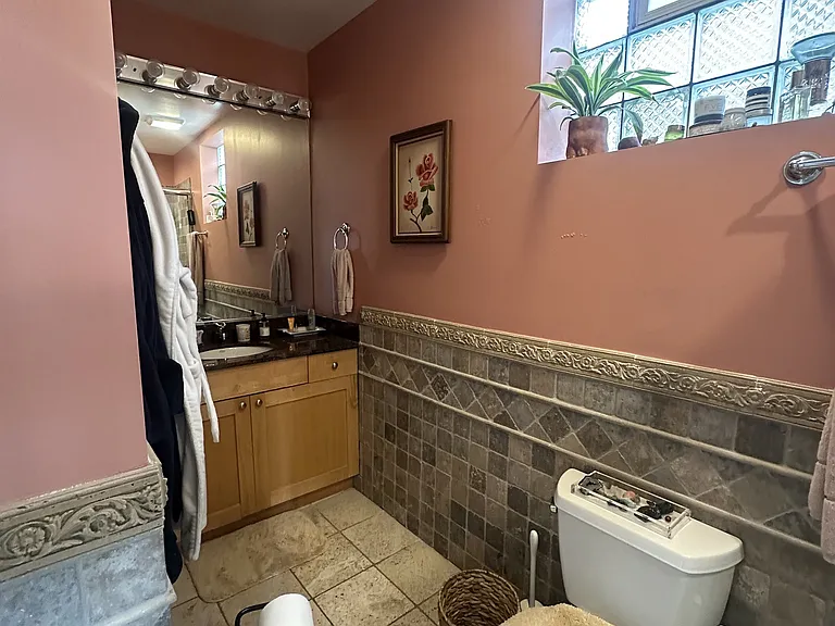 1627 W Grand Ave #3 — Photo 14