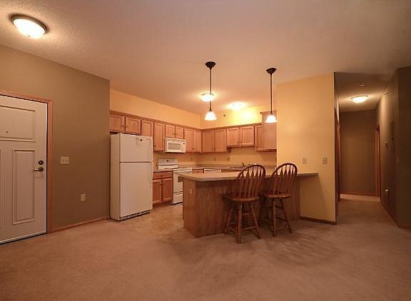 2nd image of 2530 E 34th St APT 308