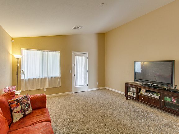 5th image of 21686 W Hess Ave