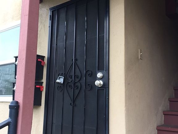 4th image of 3552 Landis St