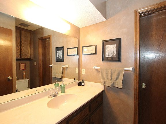 3rd image of 2115 Timber Hill Dr