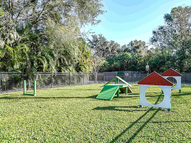 Off Leash Dog Park