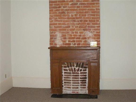3rd image of 1632 Amelia St