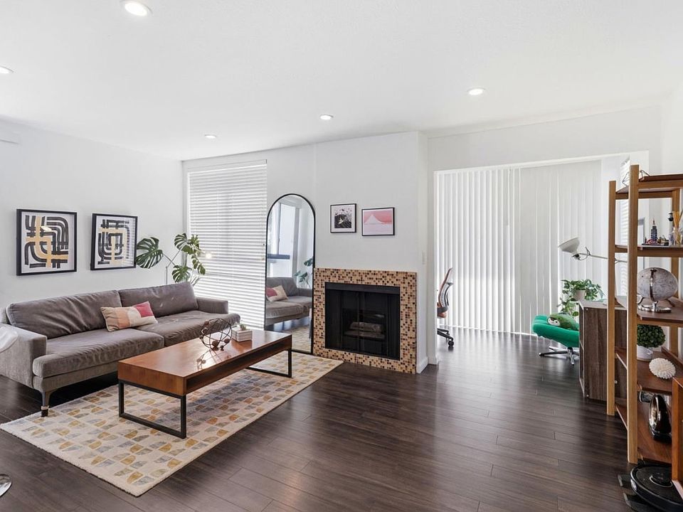 1st image of 425 Anchor Rd APT 209