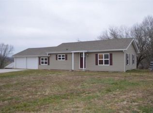 1509 Hinson Ln, Saint Clair, MO 63077