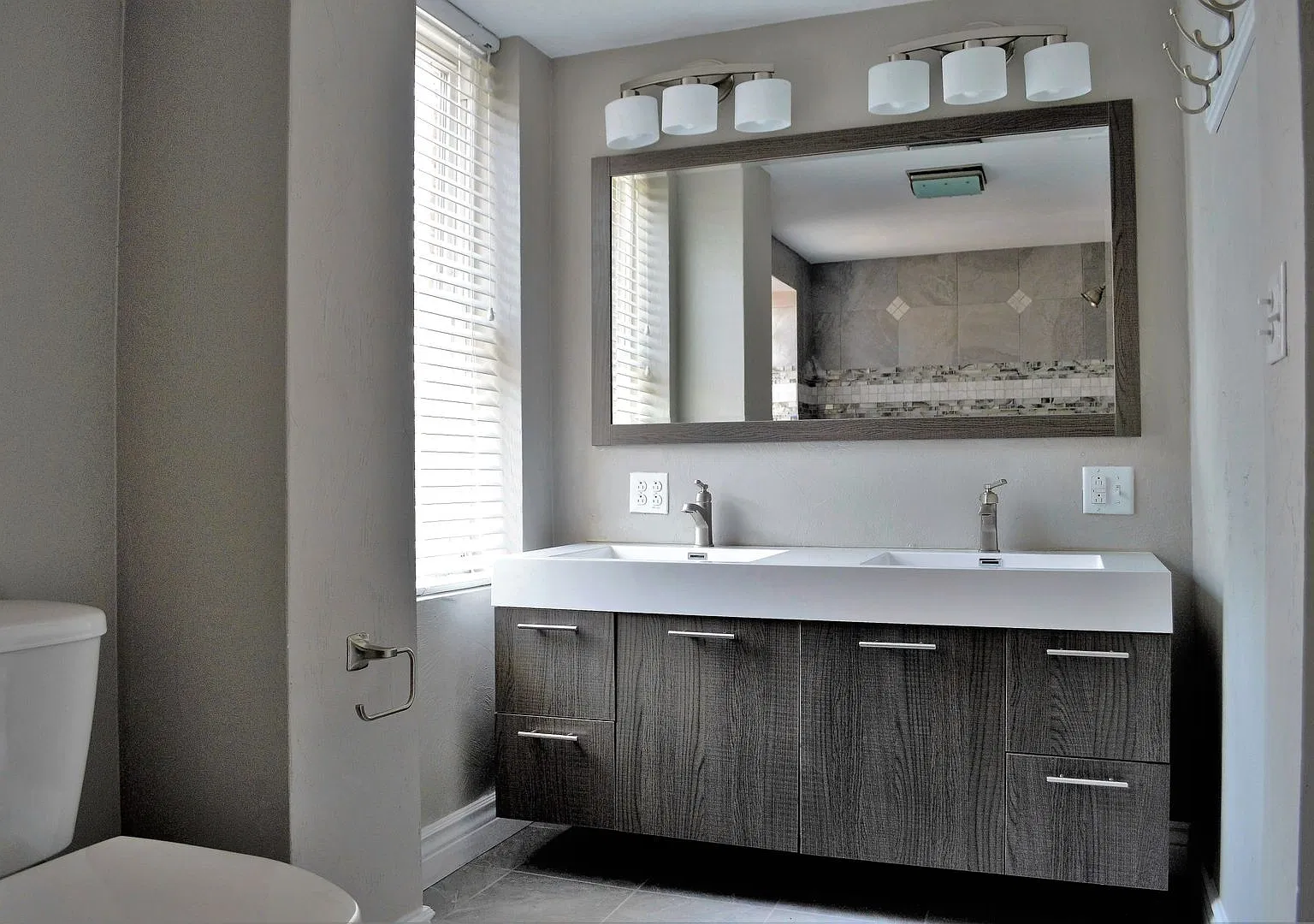 Student Housing - South Side Flats — Photo 4