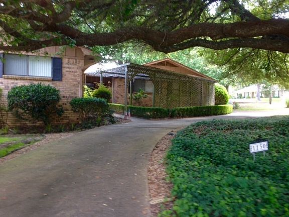 2nd image of 1130 Fairway Dr W