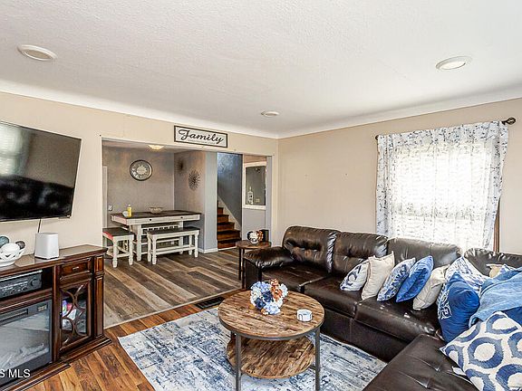 5th image of 5043 Saint Aubin Dr