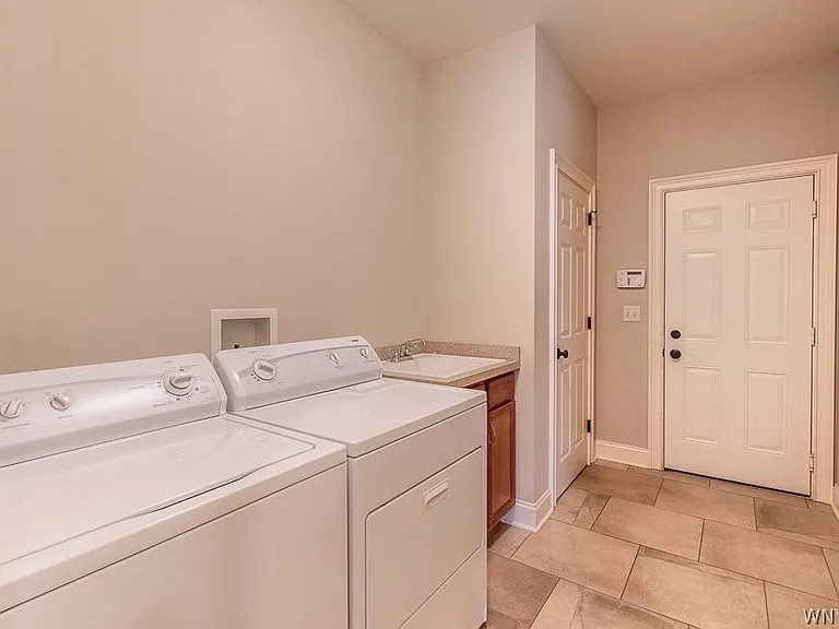9 Hidden Creek Ct — Photo 21