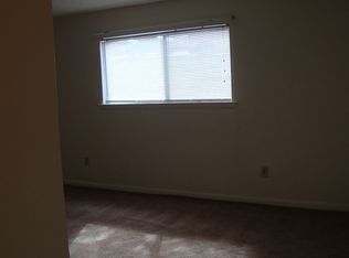 609 Clay St SE #36, Blacksburg, VA 24060