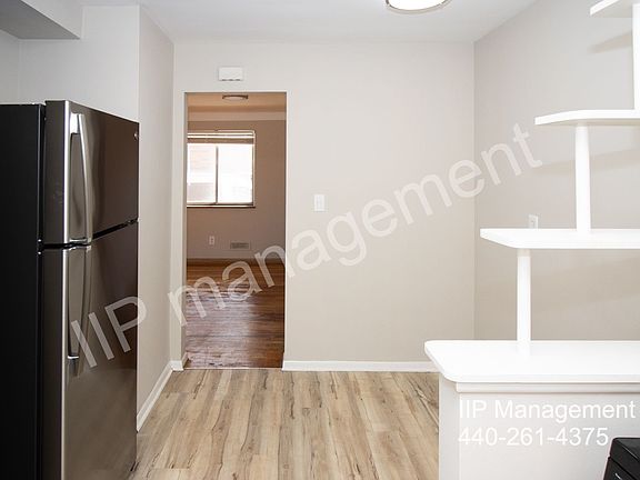 5th image of 3005 Snow Rd