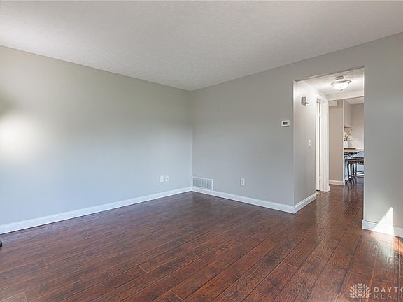 5th image of 2864 Foxwood Ct