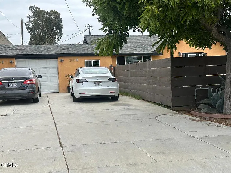 2810 Sherwin Ave #A — Photo 1