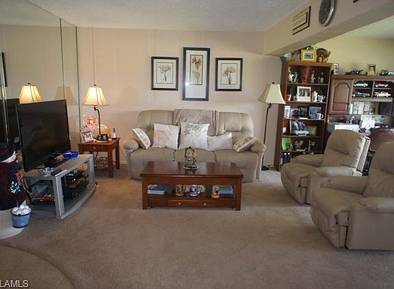 3rd image of 7410 Lake Breeze Dr APT 205