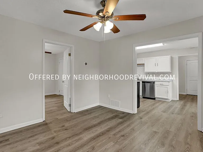 1685 S Goodlett St — Photo 8