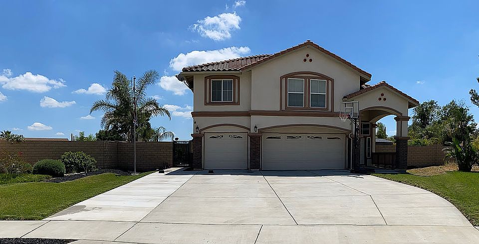 1st image of 17623 Sunnydale Pl