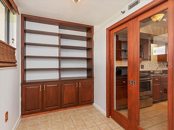 4th image of 530 Central Blvd #1704