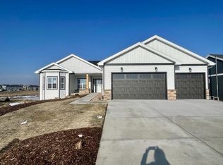 4084 Royal View Dr, Deforest, WI 53532