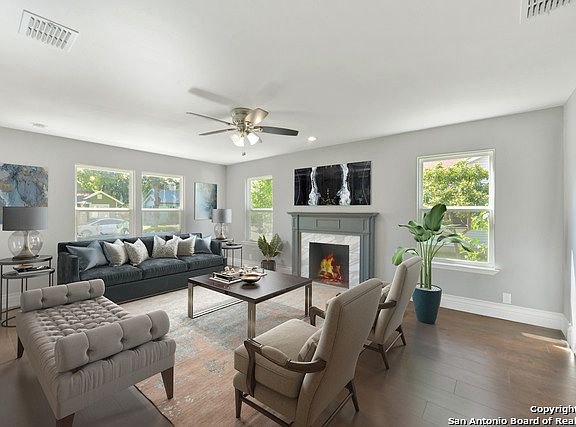 4th image of 1843 W Kings Hwy