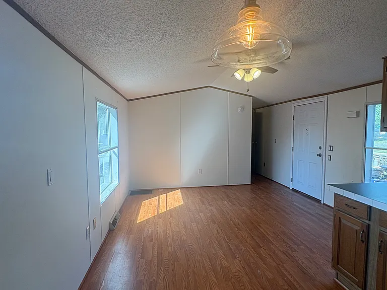 308 Hammond St — Photo 16