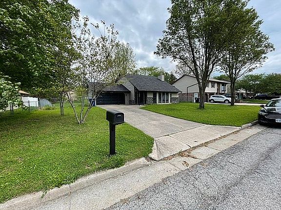 4th image of 5532 S Brooks Dr