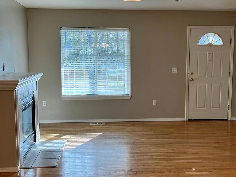 18501 SW Colfelt Ln — Photo 2