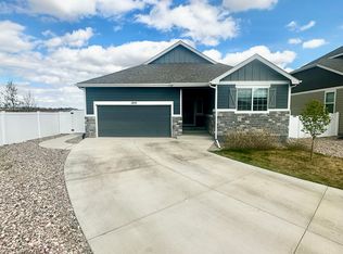 1056 Greenbrook Dr, Windsor, CO 80550