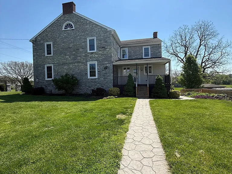4056 E Newport Rd — Photo 16