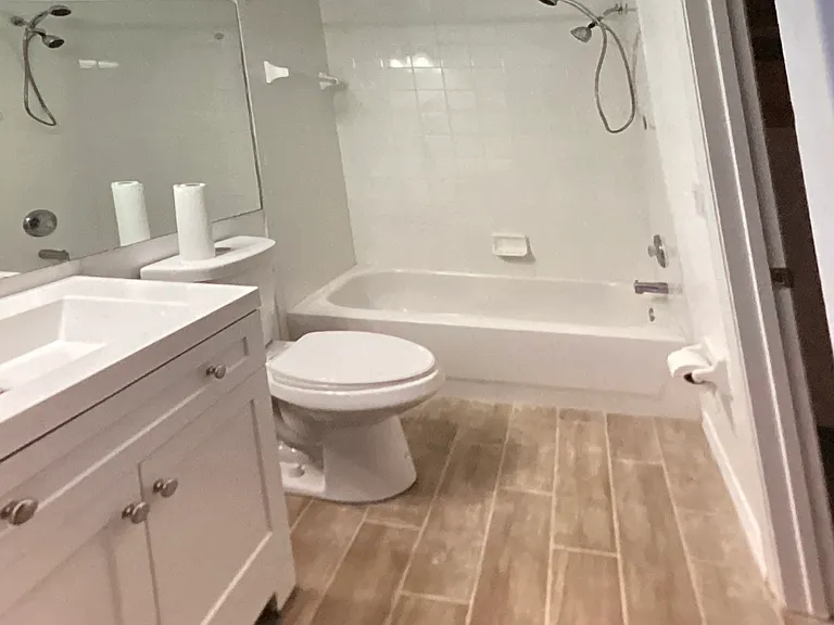 4326 Hammersmith Dr — Photo 16