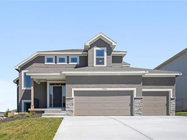 31530 W 86th St, De Soto, KS 66018