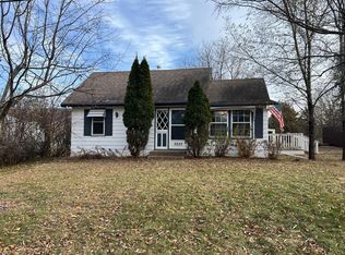 3037 Gizmo Ln, Minnetonka, MN 55305