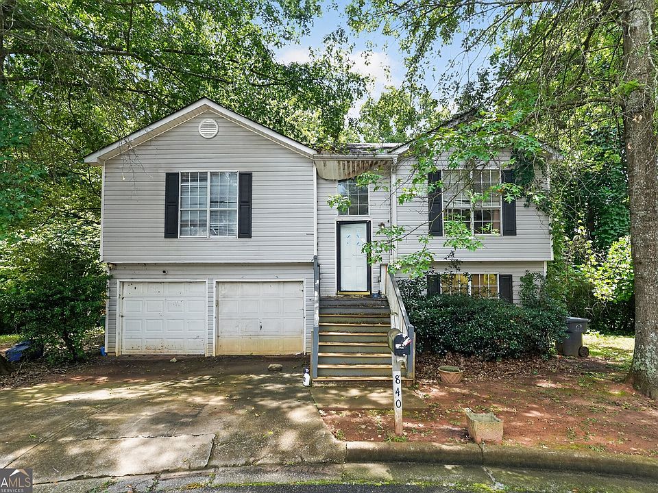 1st image of 840 Tradd Ct