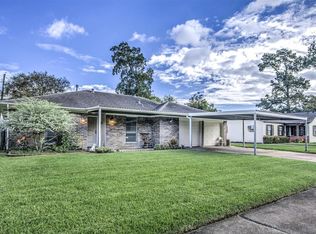 301 W Oak St, Deer Park, TX 77536