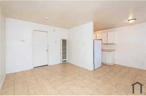 2570 Traction Ave #7 Photo 1
