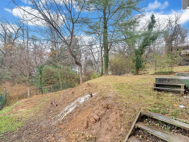 553 Dillard Rd SW — Photo 44