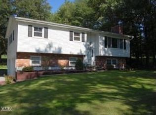 25 Birch Rd, New Fairfield, CT 06812