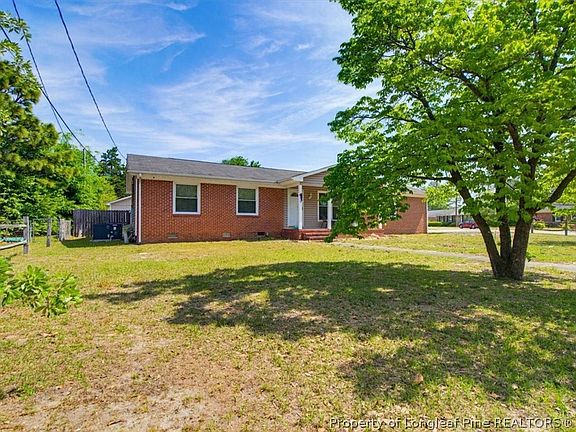 2nd image of 3238 Glenmore Dr