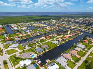 4109 SW 28th Pl, Cape Coral, FL 33914