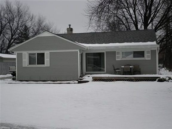 3rd image of 7186 Anthony Ct