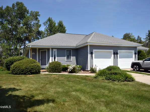 15 Walden Ln, Pittsfield, MA 01201